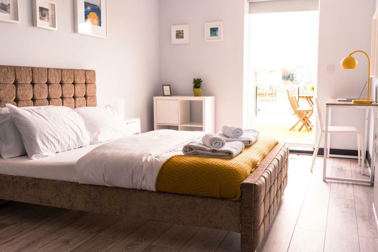 The Turner Apartment - Margate Beach - By Goldex Coastal Breaks Bagian luar foto