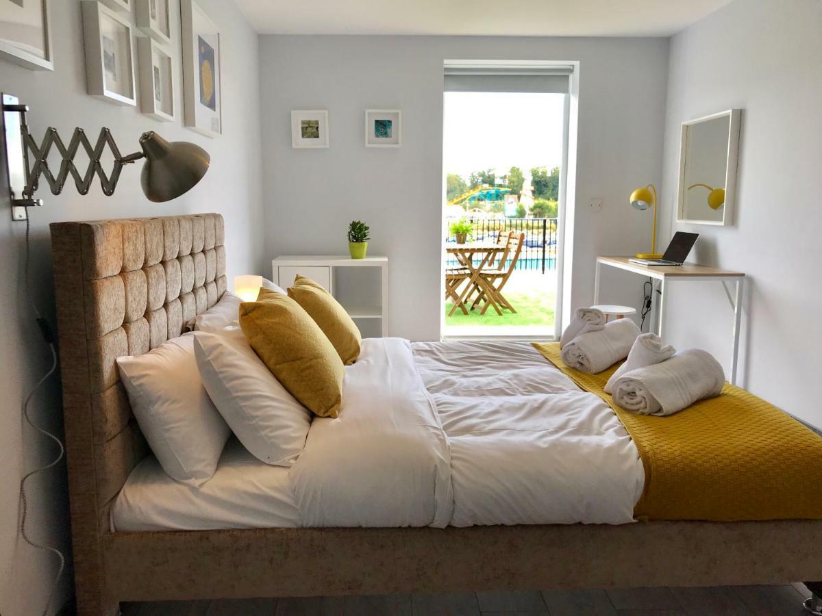 The Turner Apartment - Margate Beach - By Goldex Coastal Breaks Bagian luar foto